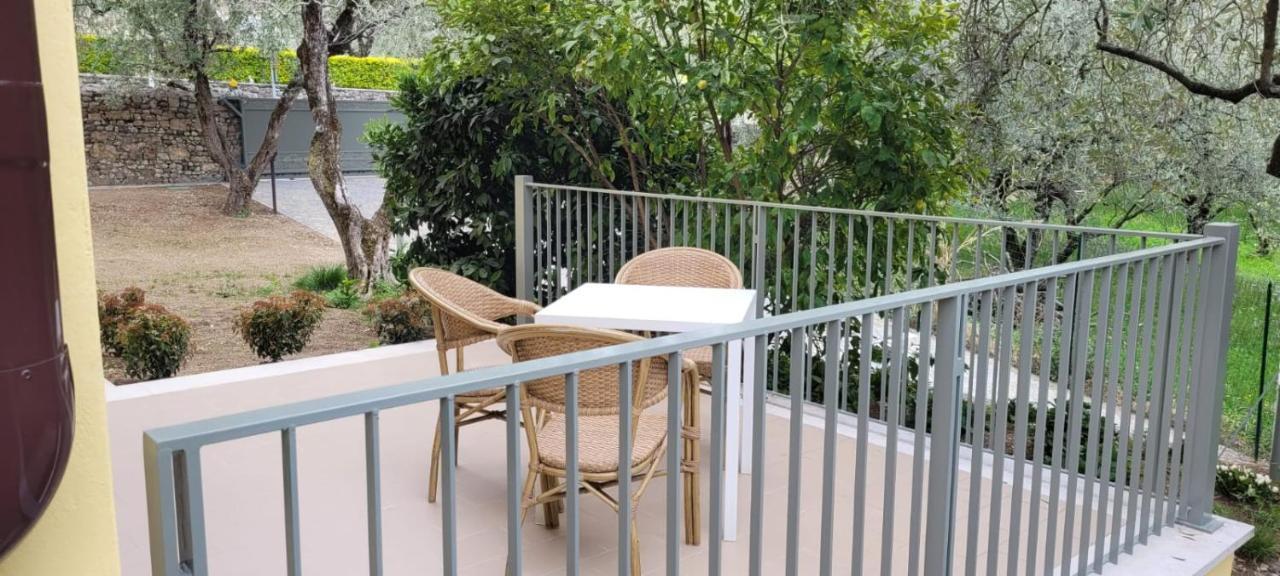 Ca' De L'Achille Apartman Torri del Benaco Kültér fotó