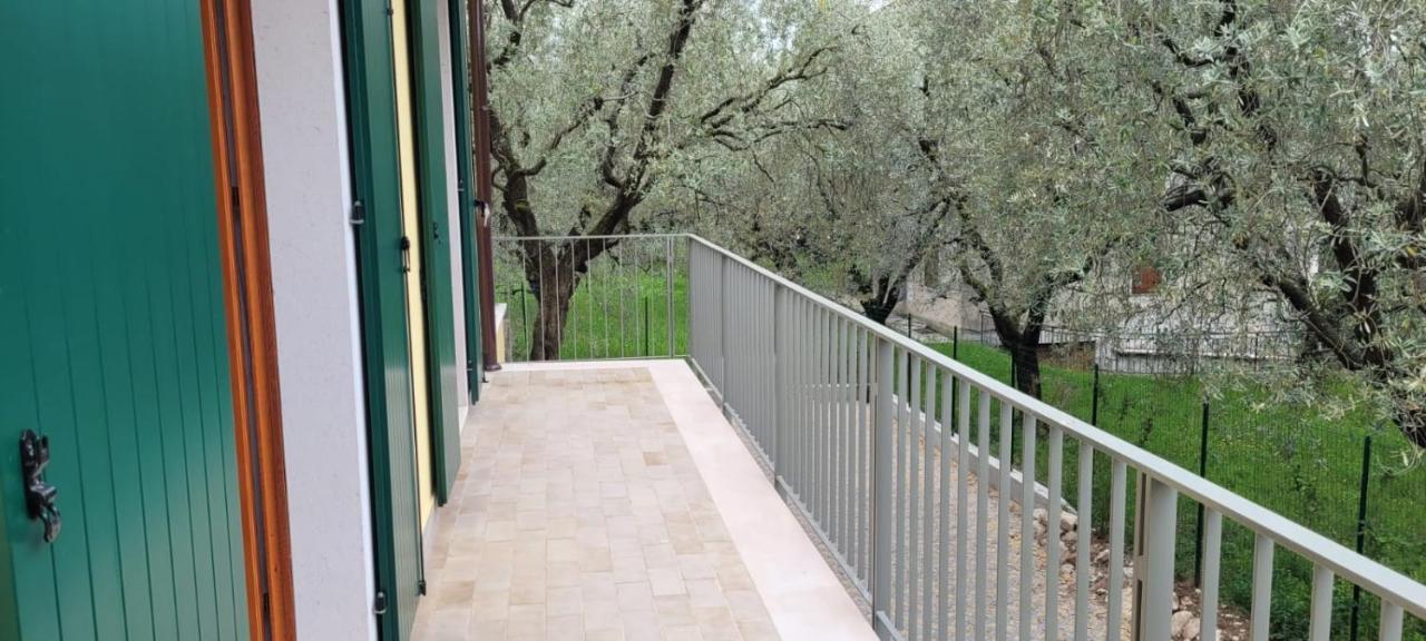 Ca' De L'Achille Apartman Torri del Benaco Kültér fotó